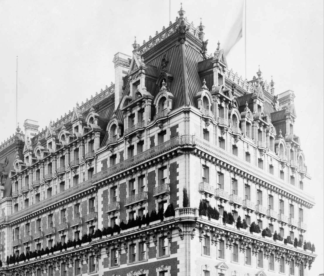 NYSE's tweet photo. Two NYC landmarks joined forces for yesterday's bell: The NYSE &amp; The @TheKnickNYC: http://t.co/dlpvK7Jb4T $FCH http://t.co/Bj3YTZ3I3E