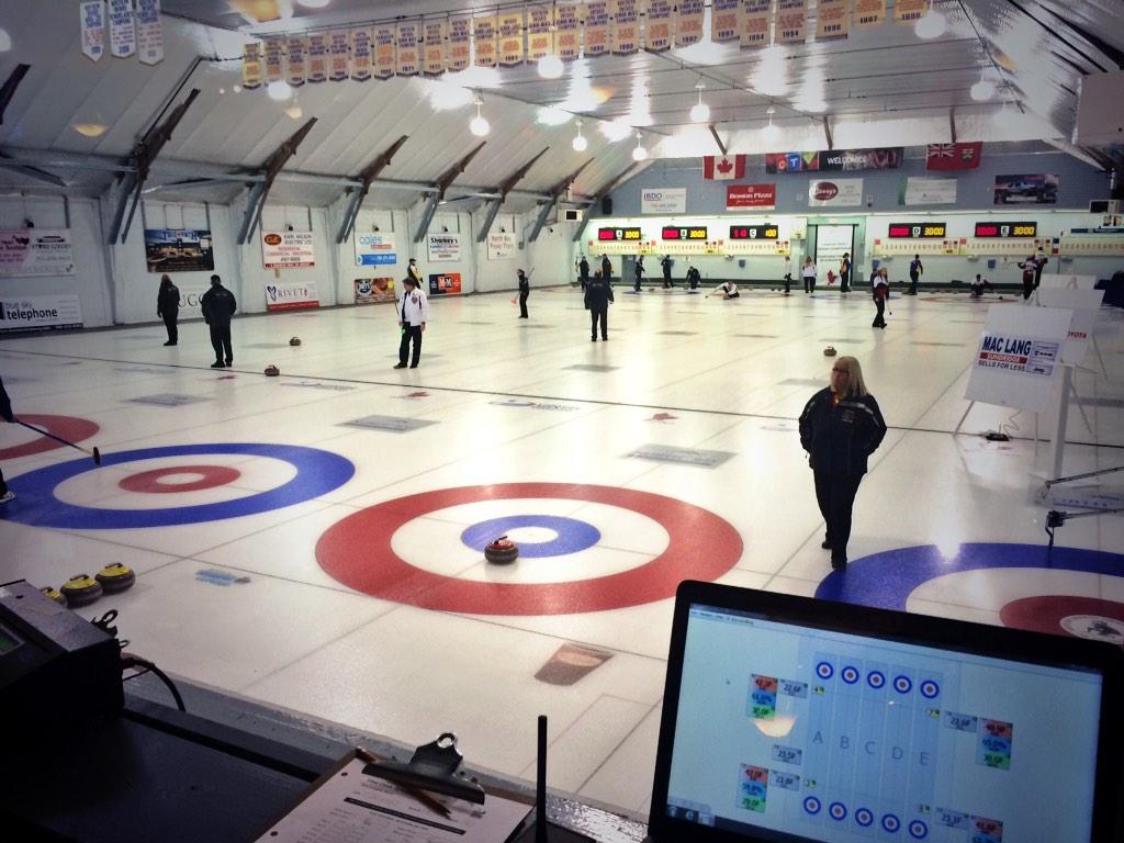 j_wall03's tweet photo. Last draw for round 1 tonight @NBGraniteClub for #mixed2015 #ohmy #getitinya http://t.co/5ZI4ImjPS2