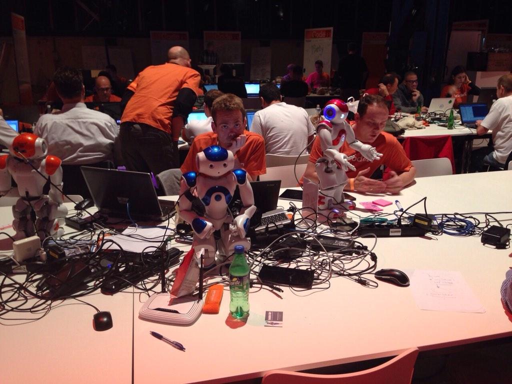 Gaz_GandA's tweet photo. #24hcodeit last year it was real time payments this year it is assisted payments via robots aka zora 4 the elderly๐๐ http://t.co/HbO4uorafQ