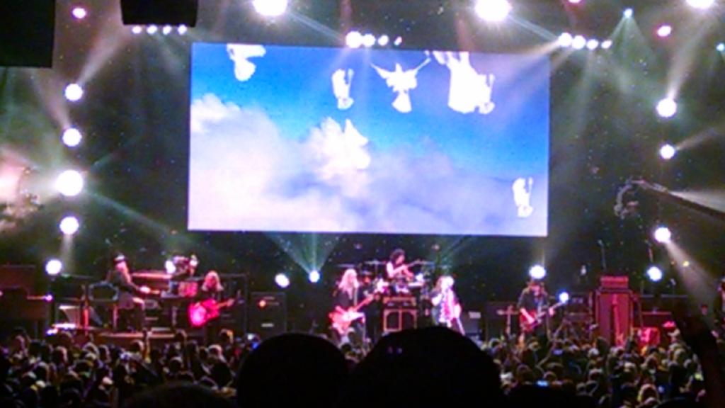 Embedded image permalink