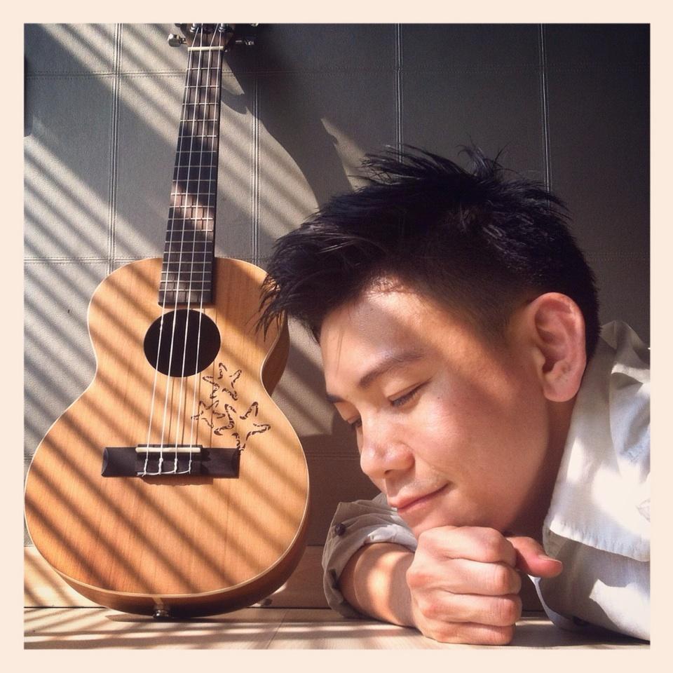 Danielicate's tweet photo. Waiting to be on air... 4pm on 8TV. Any song request?? 😚 #Ukulele #danielicate http://t.co/4eT7sgr6XI