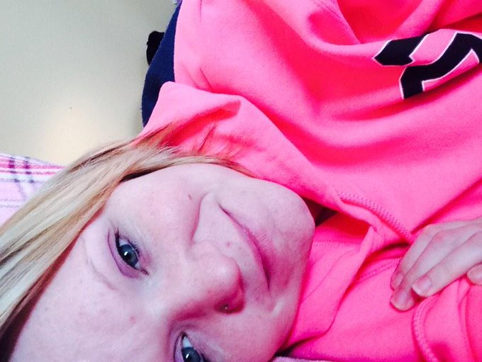 Cuddled up in my hoodie ... Been sick all day yesterday and today! Someone come take care of me!need<a href="/tag/pregnant"class="tags"><span>#pregnant</span></a><a href="/tag/mommy2be"class="tags"><span>#mommy2be</span></a><a href="/tag/pregnancycravings"class="tags"><span>#pregnancycravings</span></a><a href="/tag/bunin"class="tags"><span>#bunin</span></a>