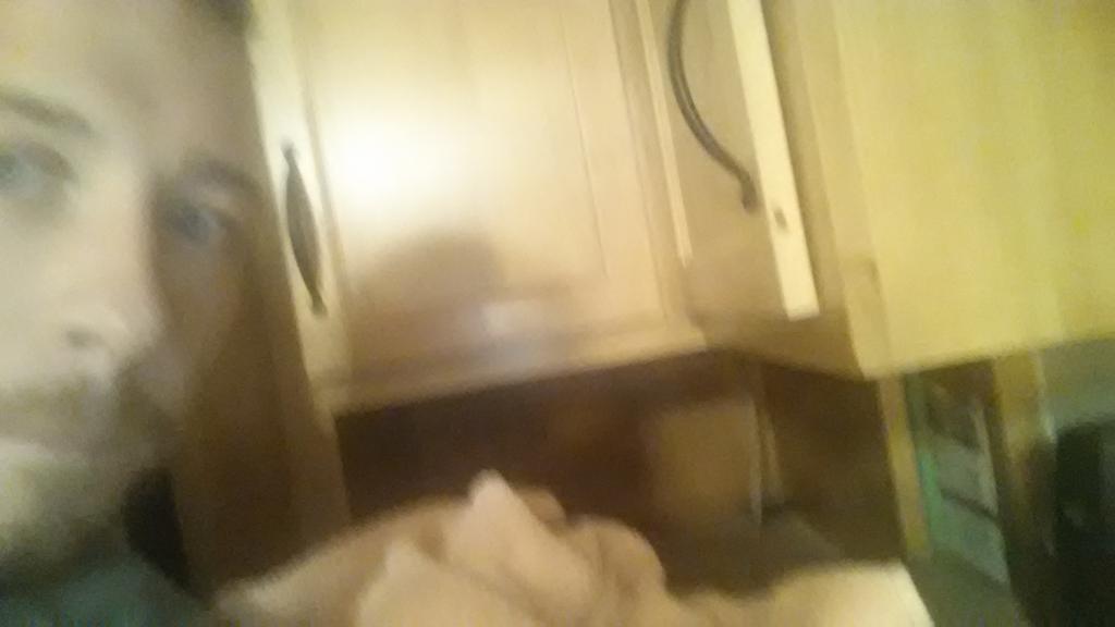 MissyAnne's tweet photo. #batselfie #bestneighborever http://t.co/bZItraO0mV
