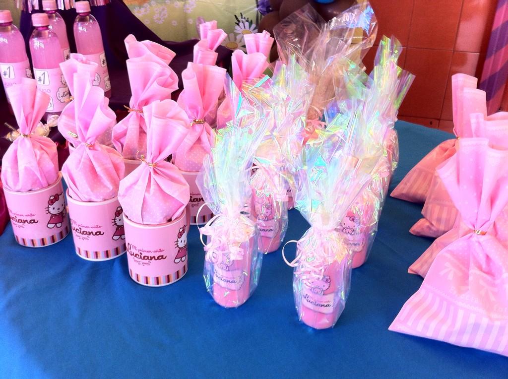 DipEcuador's tweet photo. Productos Personalizados para tus fiestas #SoloAqui #Unicos #Sorpresas #Velas @AdmPublicaEc @Publicidad_GYE 📲 http://t.co/xWAgIBUvtz
