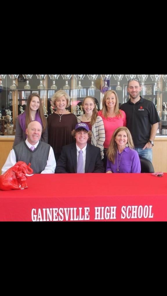 Huge congrats to <a href="/lawsonking150/">Lawson King</a> for his commitment to @WCUMensGolf.  He joins fellow GHS Alum @JacksonBishop13!