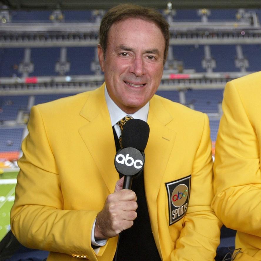 Late in the day happy 70th birthday to Al Michaels who called 323 games, 2nd most all-time. 