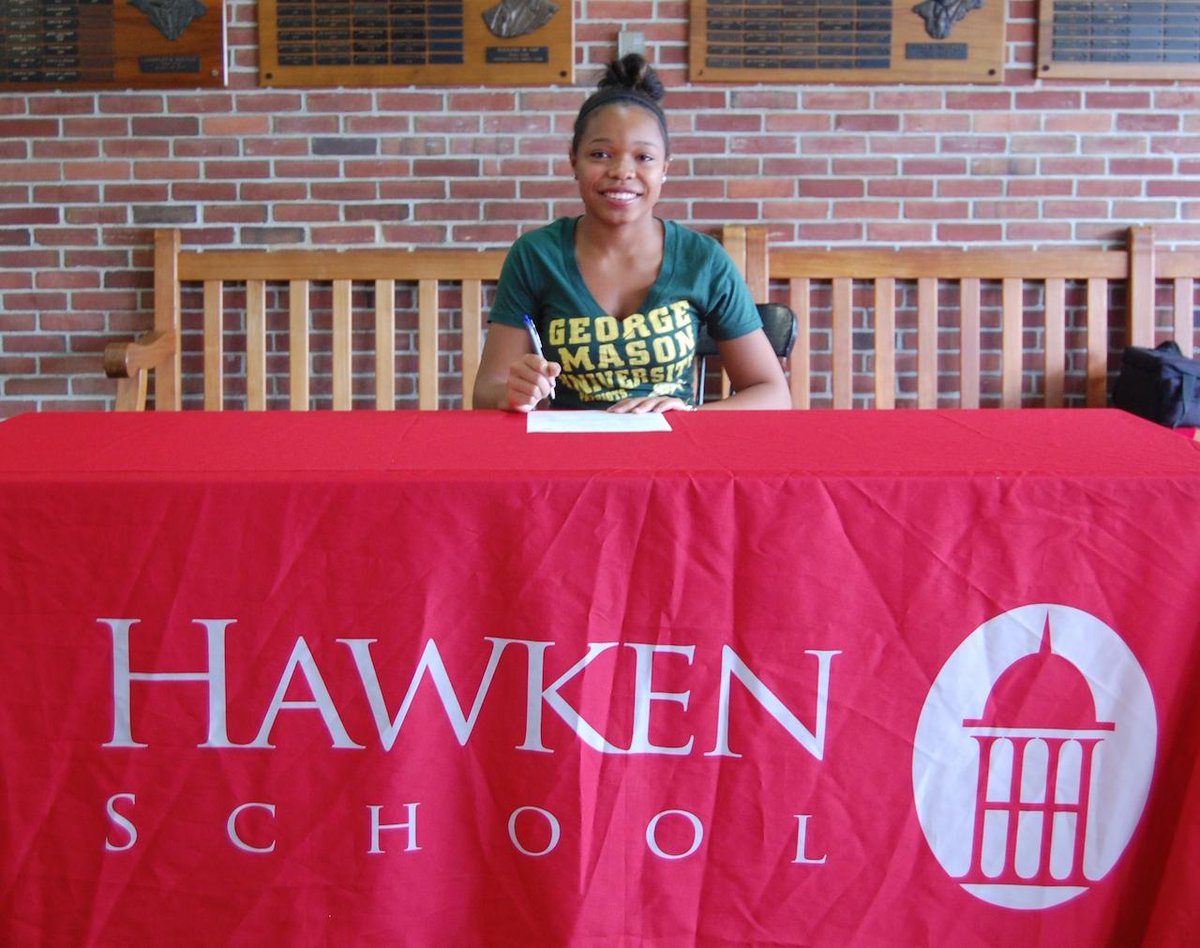 HawkenAthletics's tweet photo. Sydney Green signs her National Letter of Intent to play tennis at George Mason University.  Way to go Sydney! http://t.co/vwYzsSycYz