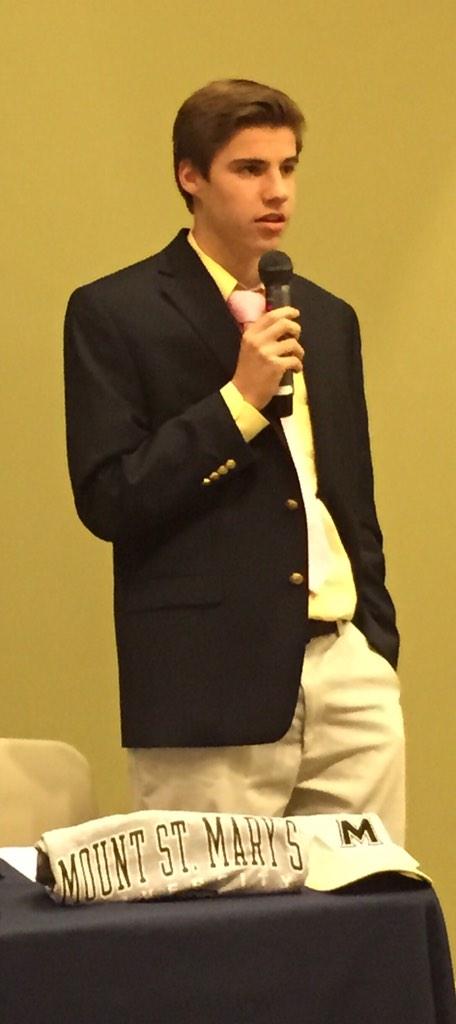 BradMyersTNJ's tweet photo. Jonathan Burns of Salesianum signs with Mount St. Mary's track and field. #delhs http://t.co/UGPbqAcmlP