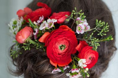 stylemepretty's tweet photo. The wedding hair gods have answered our prayers, and it’s gorgeous!! http://t.co/EsK7v93YVg 
Photo: Valerie Busque http://t.co/hxpAHnFvef