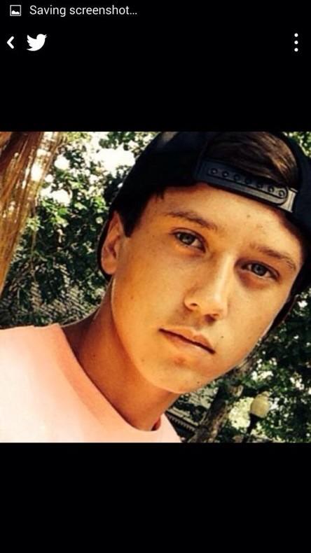 Davis Junior Couples tweet media