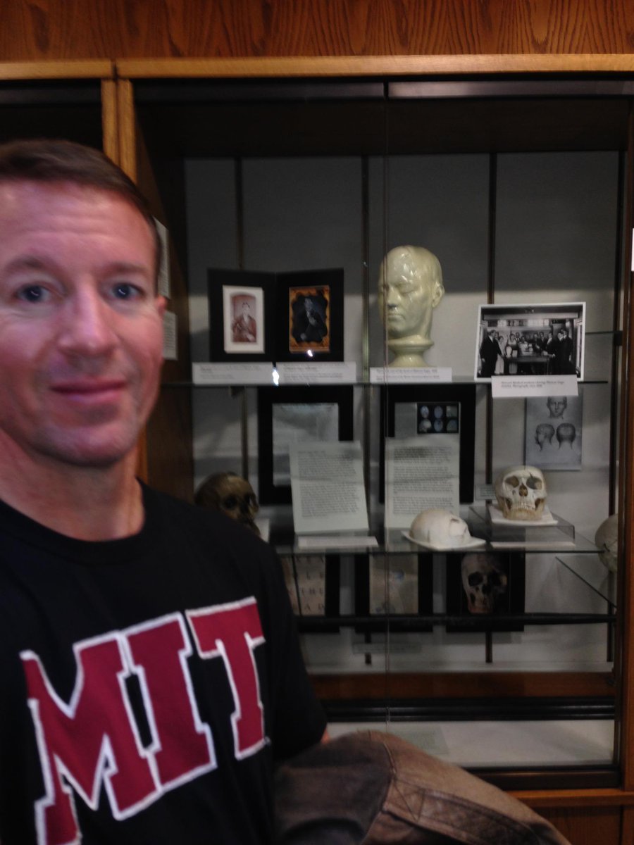 drmichaelseiler's tweet photo. Faculty who present their research at Harvard, MIT, Johns Hopkins, USC, NUS, FSU, the OCC, etc #whymba @WMSchoolofBiz http://t.co/c5I719mRcI