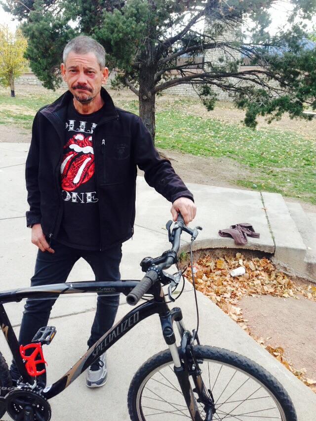 Double_Distance's tweet image. Will said his doc diagnosed him with cancer on Saturday. He had one request of us: make his bike ridable. #livestrong