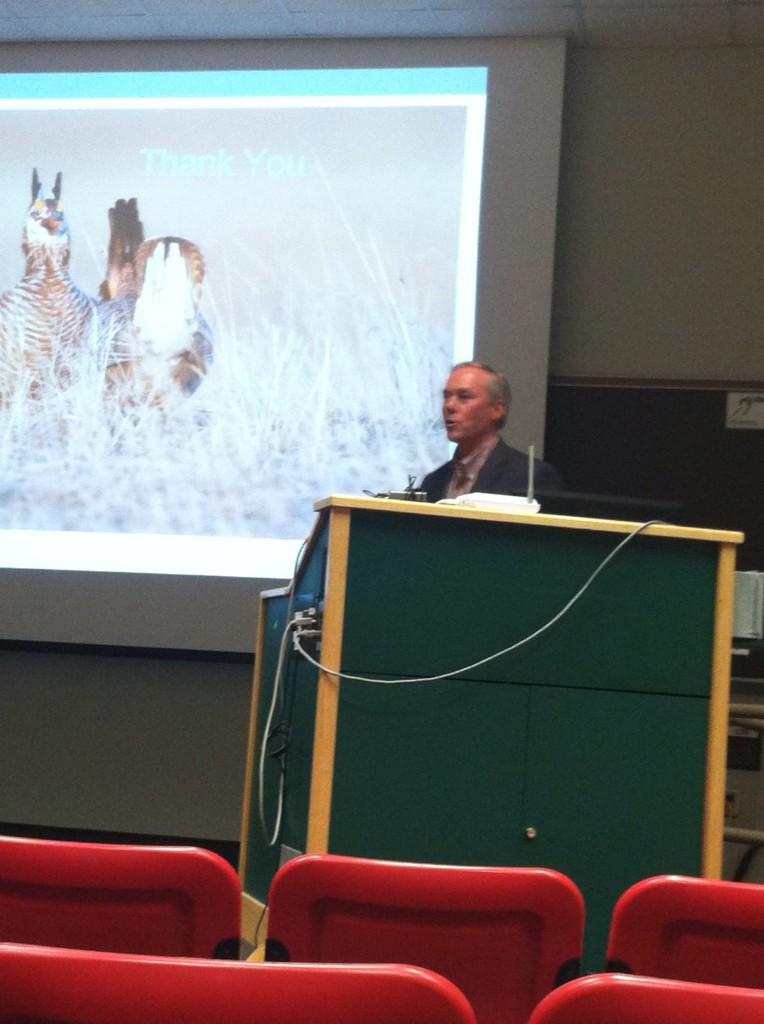 CEmiFergus's tweet photo. Ecosystem-based conservation talk by Dr. Jon Haufler for MSU FW grad student seminar @TheWildLifeScty http://t.co/Bui6WQIYhA