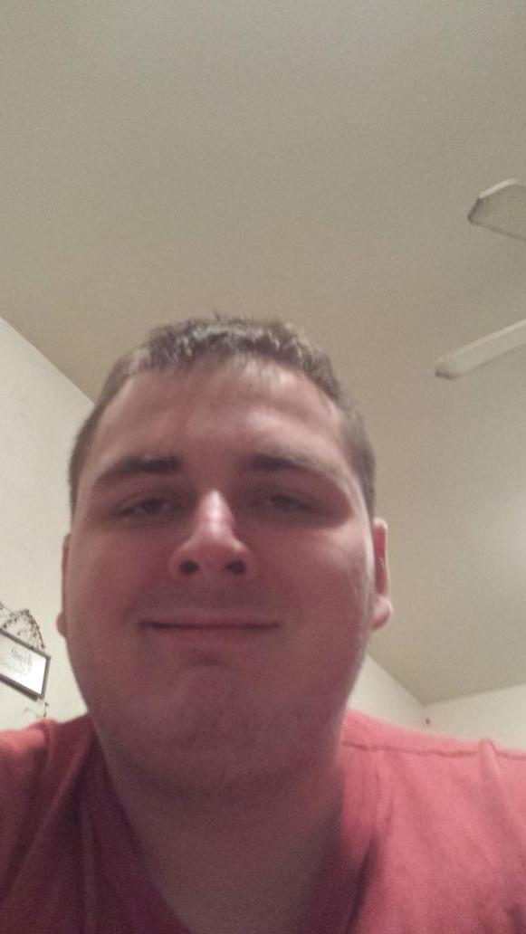 __dnichols's tweet photo. Why don't I have a girlfriend http://t.co/0GzVgSDAPT
