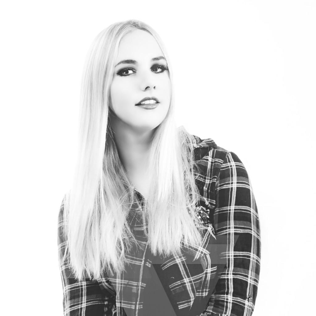 Firemixmusic's tweet photo. Say hi to @marsg_firemix http://t.co/6ngVUqaXWH