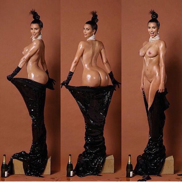 Kim Kardashin Tits 24