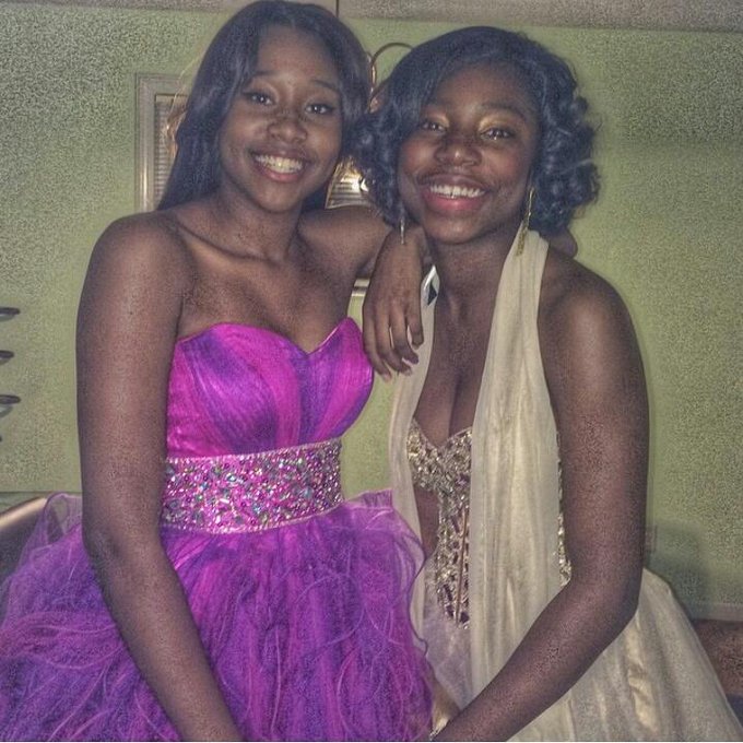 Watch 💛's leaked NSFW photo on TwXstars