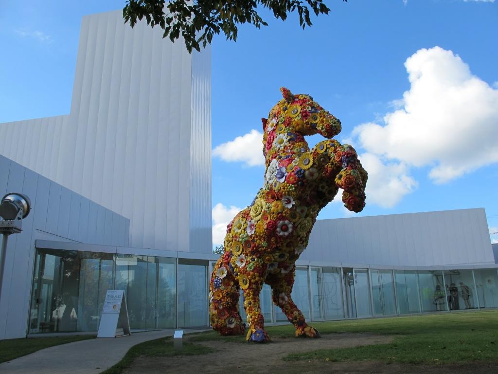 Flower horse