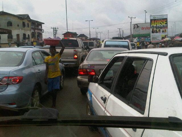timarivph's tweet photo. Heavy traffic @ Rumuokwuta checkpoint>roundabout extending to Kala police station ATM http://t.co/S4aq8J42t2