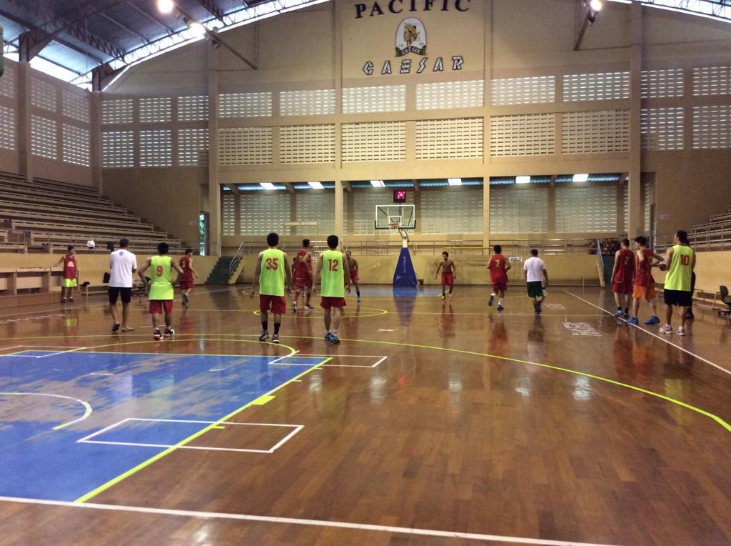 Practice hard with coach bai prepare for regular season 2014-2015