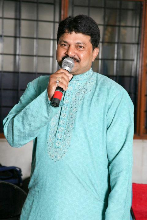 sonpriyas's tweet photo. Sonpriyas METRO Events  Make your program Alive with Film Hits,Gazals,Bhajan,Emcee,DJ Sound,Weddings @ 09343775161 http://t.co/jbQh8UhvpW