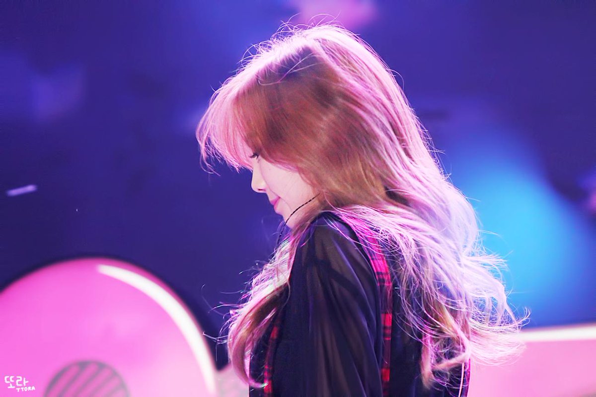 또라(ttora) tweet media
