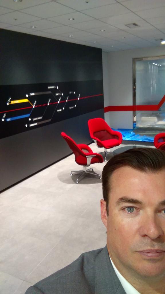 RoderickLappin's tweet image. Guess where I am!? 4 days to go! #iamlenovo #onegreatteam #onelocation