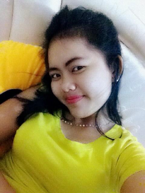 dewiwdmuchtar's tweet photo. 😘😝 http://t.co/j1dFGzmUPp
