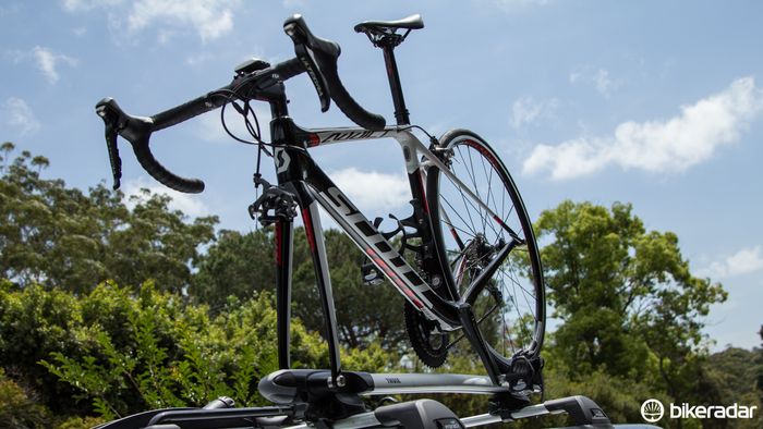 bikeradar's tweet photo. A first look at @Thule's new Sprint bicycle carrier. Game changer for fork mount systems? http://t.co/8uMUFDtdu6 http://t.co/jlJ8TQ6Tnp