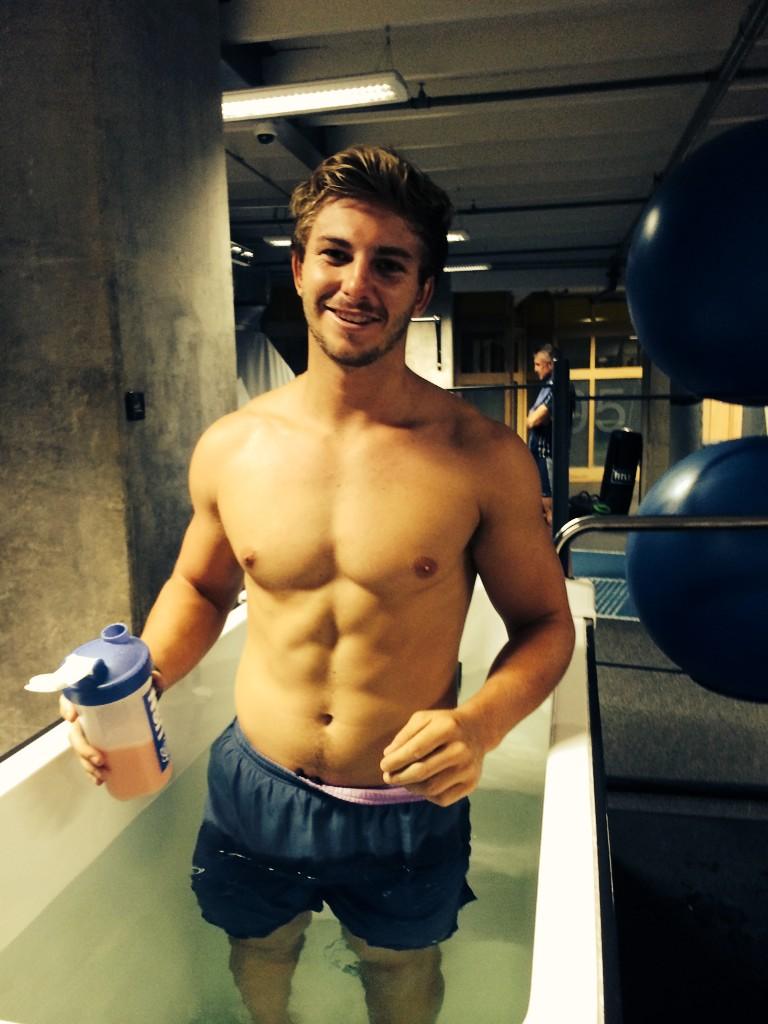 Awesome morning session <a href="/Fluxmotion/">FLUX MOTION</a>  got to train in the chamber. I nice recovery was in order <a href="/FuturaSportsSA/">Futura Sports Agency</a>