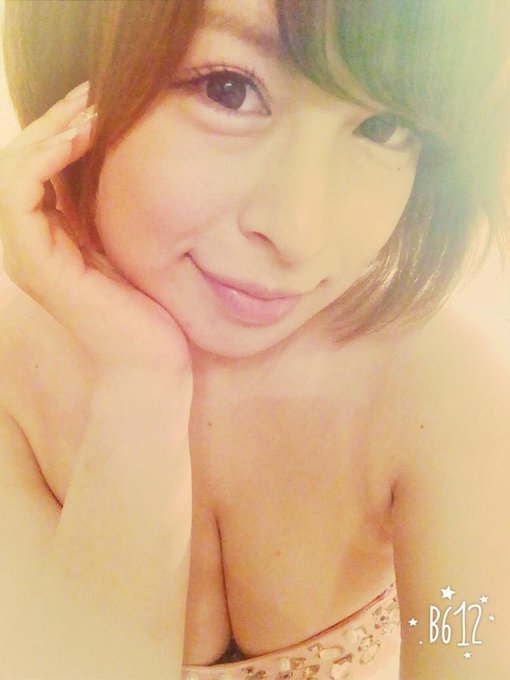 どっれっす(*&bull;̀ᴗ&bull;́*)و ̑̑♡♡ 顔ぱんぱんぱんぱん！（笑） http://t.co/trxDqkfdHU