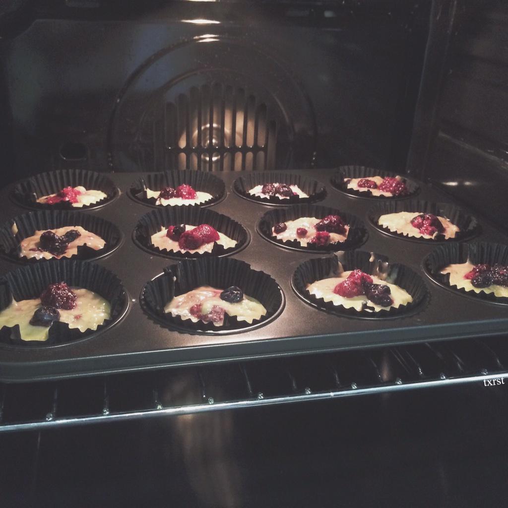 ❥•• tweet media