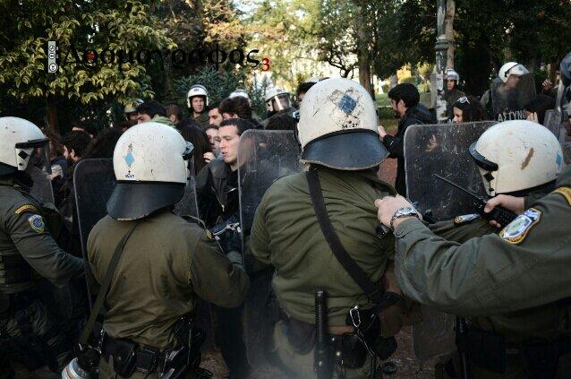 Σύνδεσμος ενσωματωμένης εικόνας