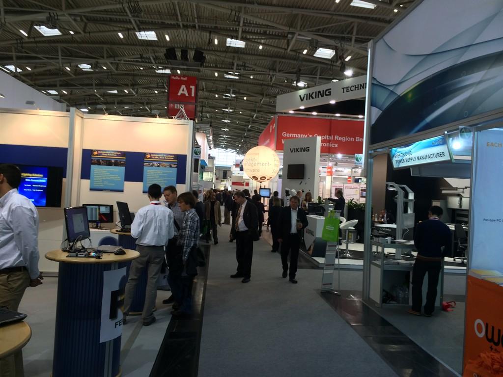 simoncruddace's tweet image. Early start at #Electronica2014