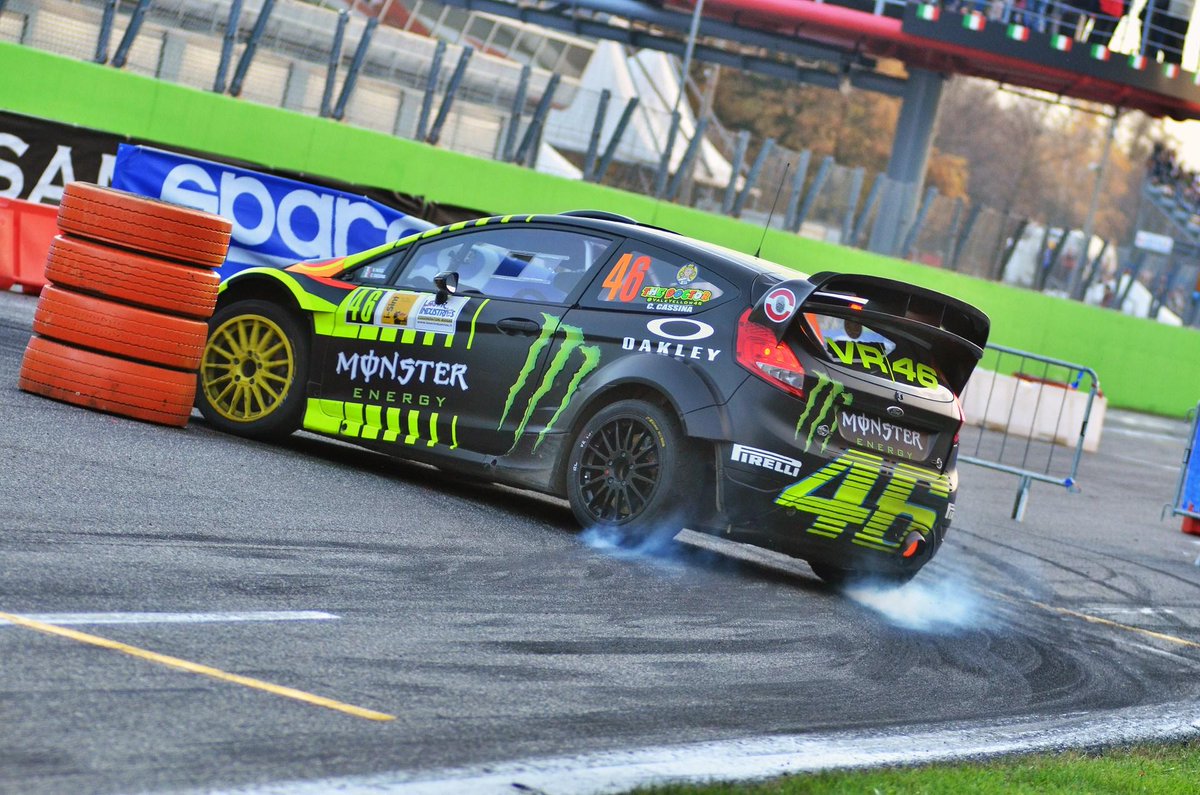 Doctoreddu46's tweet photo. -15 al @MonzaRallyShow !!! http://t.co/6LELhYEKau