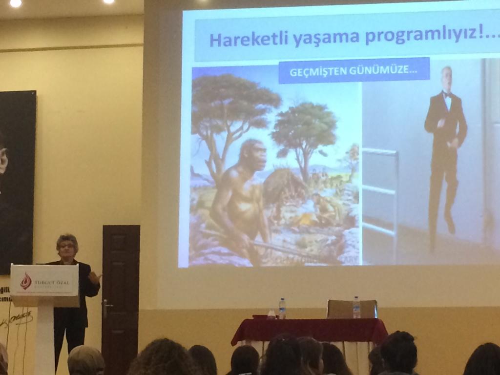 Sağlıklı Beslenme  ve Aktif Yaşam Kulübü ..
Prof.Dr. Gülgün ERSOY hocamız sunumunu yapıyorlar.