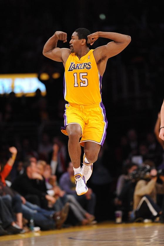 parallelecinico's tweet photo. La storia di Ron Artest https://t.co/jgpTU0oDwN 
#NbaTipo http://t.co/fAHUDjonSg