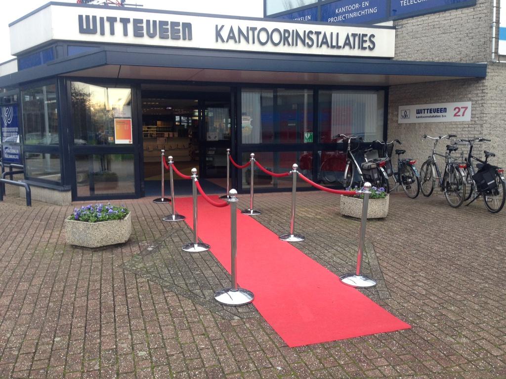perryvanbeek's tweet photo. Vandaag gaat de rode loper weer uit bij de business bootcamp van @witteveencom... en ik mag weer spreken :-) http://t.co/moGLCs0GqI