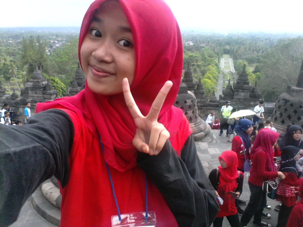 rikha_fy's tweet photo. Borobudur http://t.co/ufKAhwsqy0