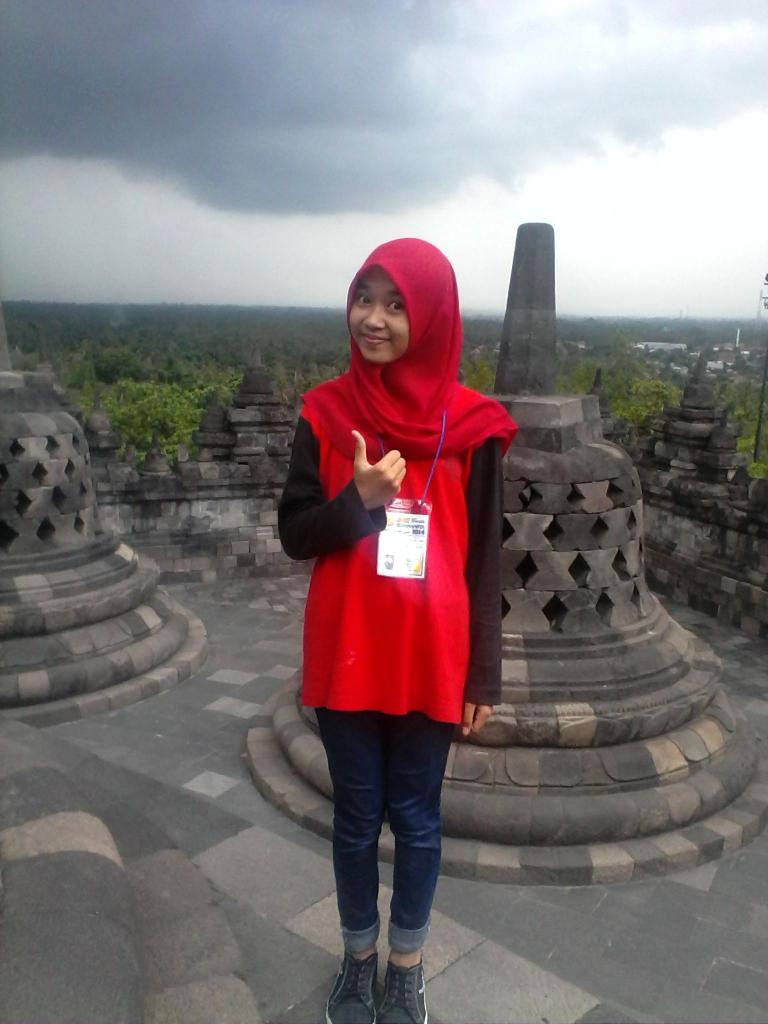 rikha_fy's tweet photo. Borobudur http://t.co/kw9BzWCzfK