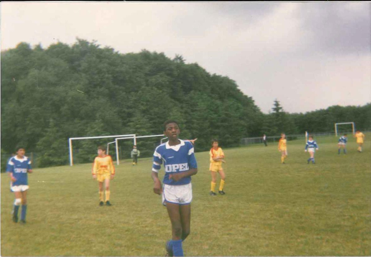 OfficialVieira's tweet image. This takes me back… here I am aged 14 #TBT! Join in and share your childhood sports photos using #PassForSchool
