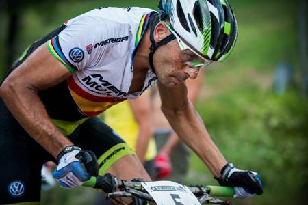 TriatlonTotal's tweet photo. "En las carreras no miro ni vatios ni pulsaciones" | @Josehermida entrevista en cmdsport http://t.co/OmjH1UrSxz http://t.co/tHbENAQyWj”