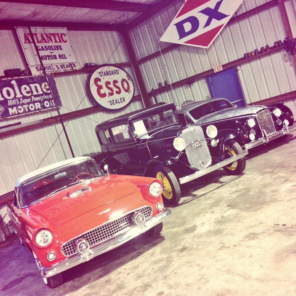 CharleyBelcher's tweet image. Visiting the @CarlisleEvents #FallAutoFest in Zephyrhills!