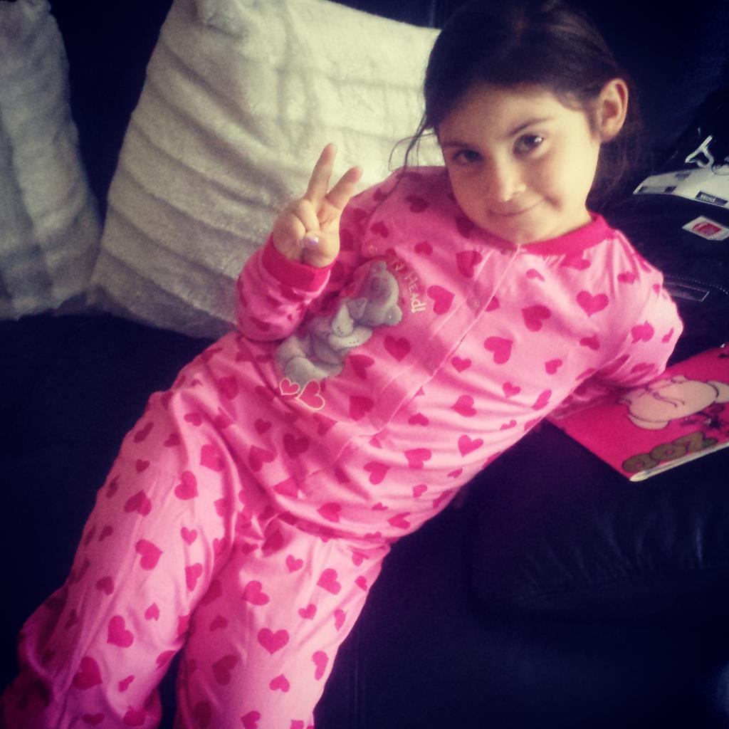sandrad390's tweet photo. My World  💖 My Best Friend ☺ http://t.co/55Ws6ZTECo