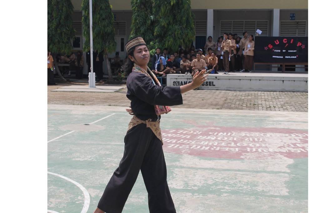 osismpk6tangsel's tweet photo. Retweet tweet ini agar karya Hanif Dwi S. (1) bisa menjadi juara! http://t.co/ID4ZQqUgRD