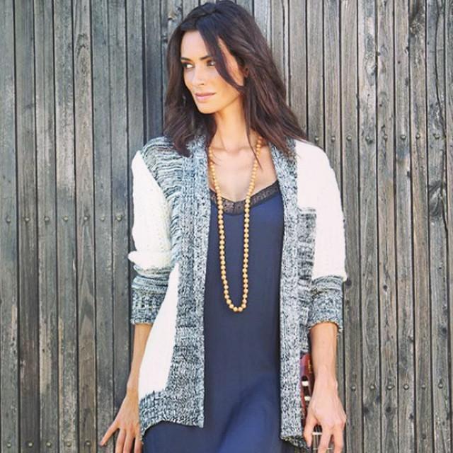 StylecoFrance's tweet image. La sélection pulls est toujours en magasin ! Le gilet écru et gris #toutdoux, parfait pour #cocooner au #chaud. #...