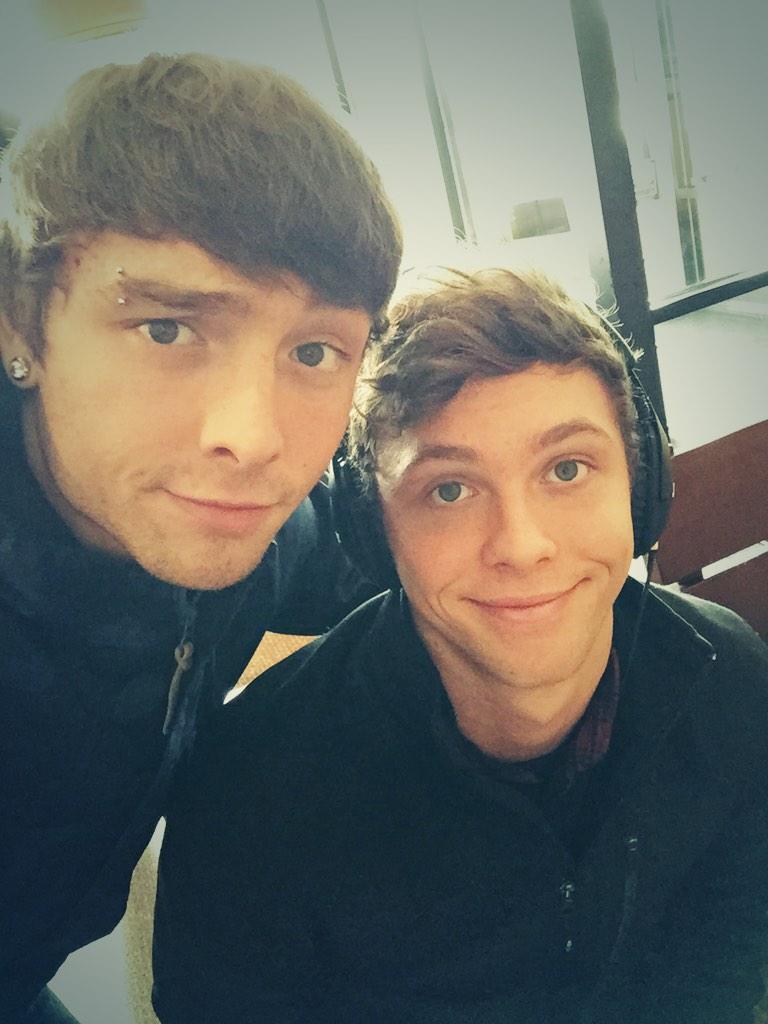 EmblemThree tweet picture