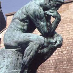 kimle konuşuyor acaba,kesin başkası var,kim o kim kim kim