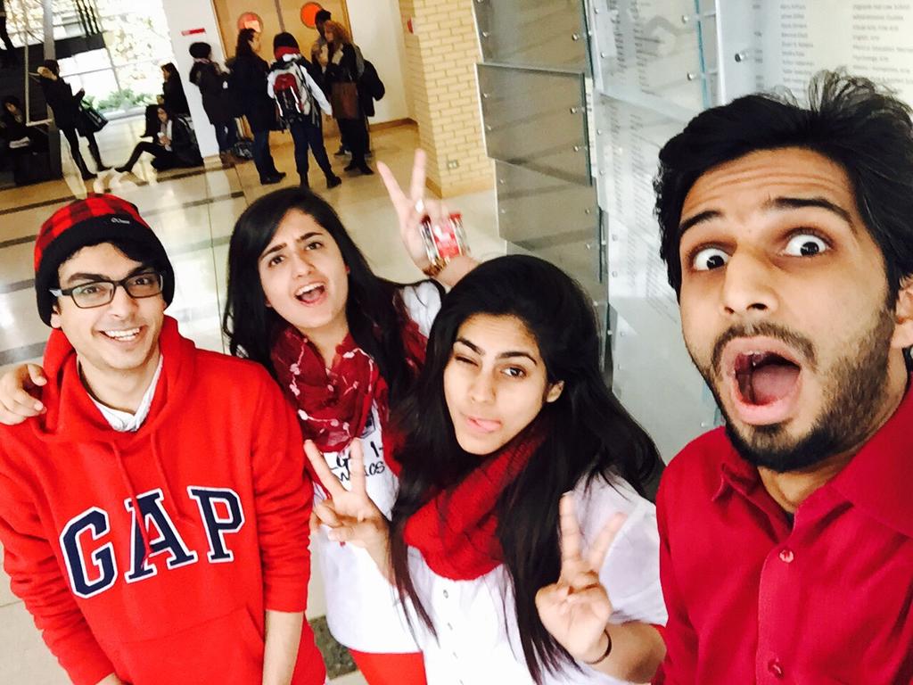 Saadullah3's tweet photo. #Red&amp;WhiteDay #YUSpirit http://t.co/NCbwKz7mc9