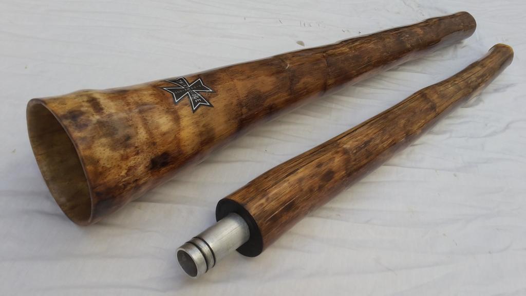 Twistedidge's tweet image. Another custom travellers agave didge in the key of A